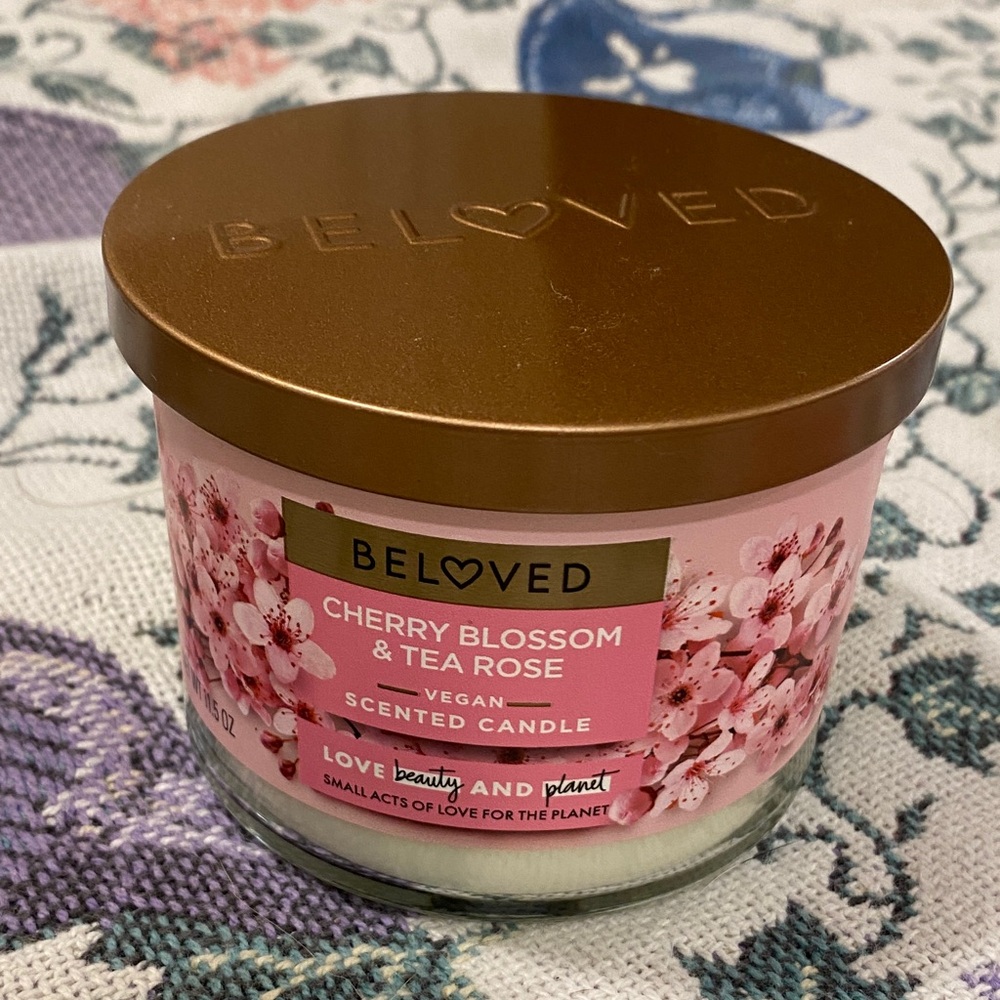 NEW Beloved Cherry Blossom & Tea Rose Scented Candle